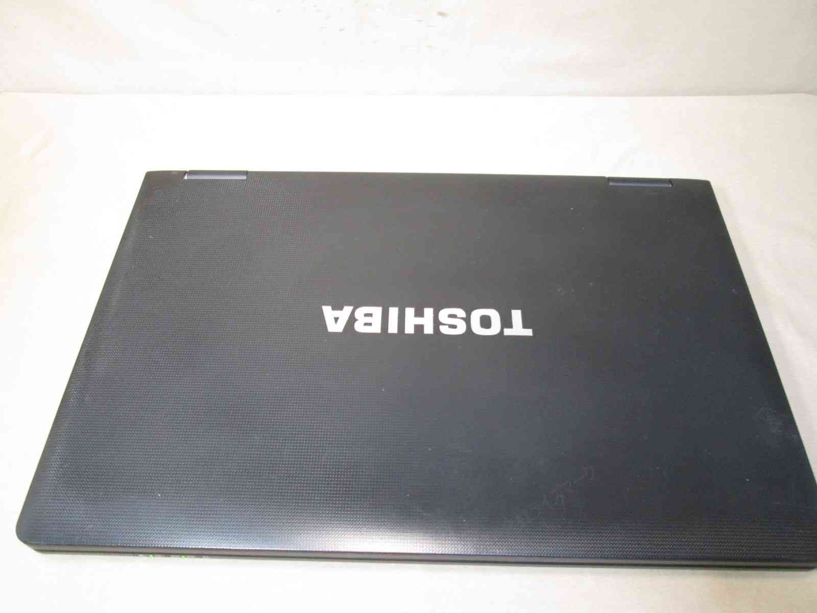 東芝 dynabook Satellite L35 220C/HD【Celeron 900 2.2GHz 