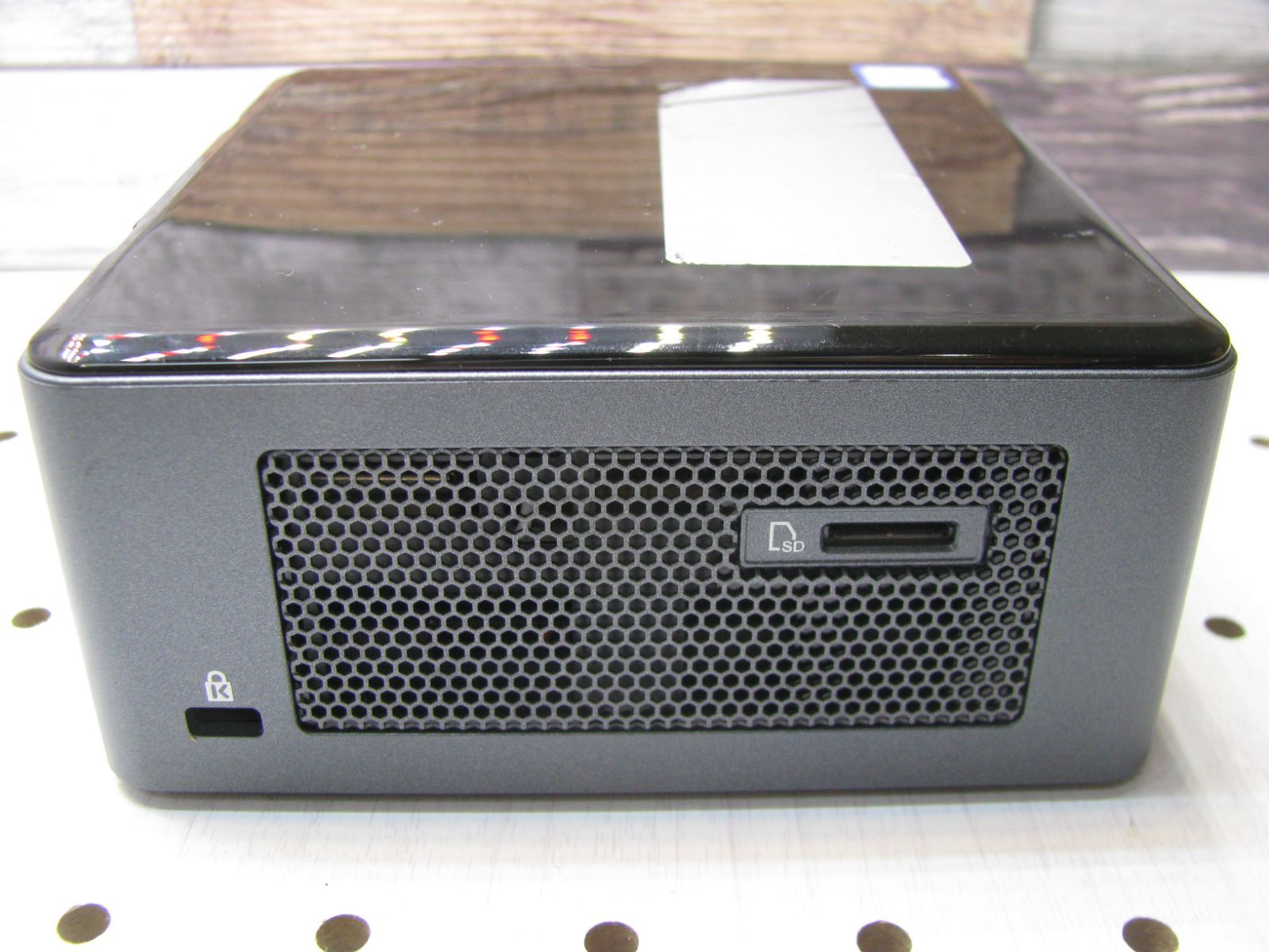 R2211】Intel NUC キット BOXNUC8i3BEH ミニPC NUC8i3BEH - メルカリ