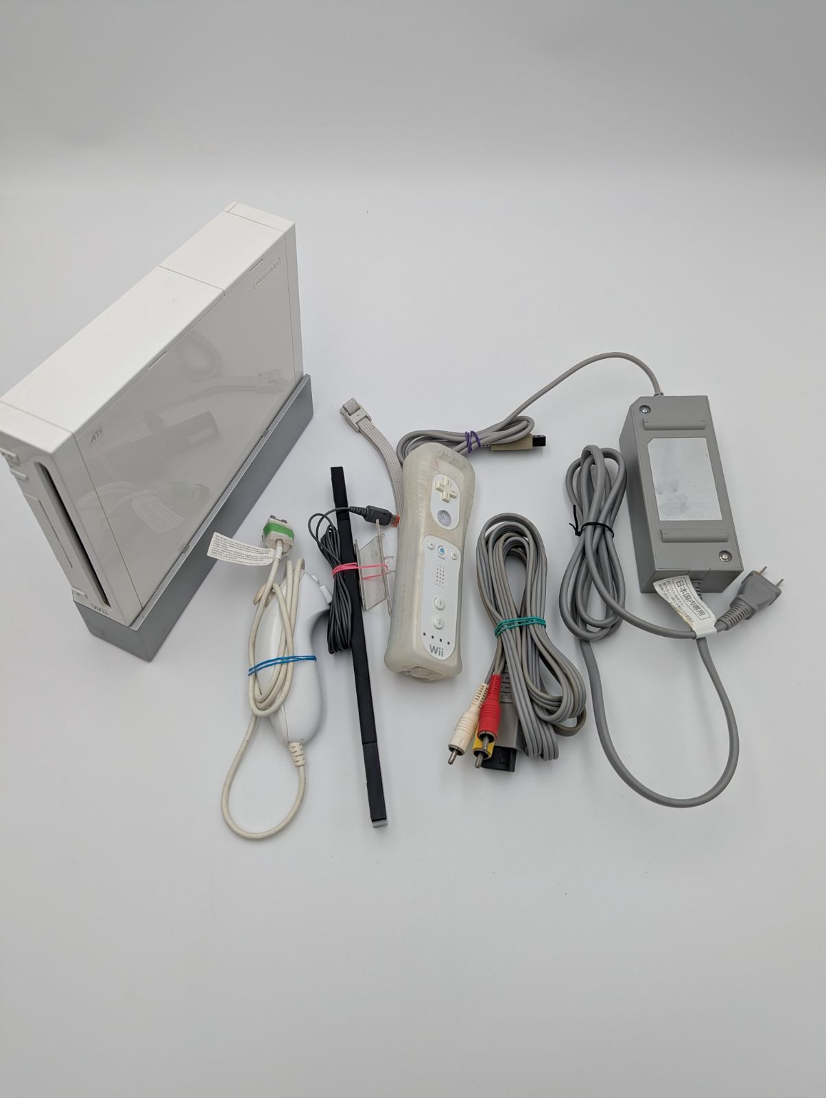 動作確認済み】 Wii ホワイト 本体 ケーブル完備 コントローラー 