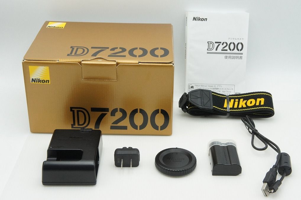 良品 Nikon ニコン D7200 ボディ デジタル一眼レフカメラ 元箱付