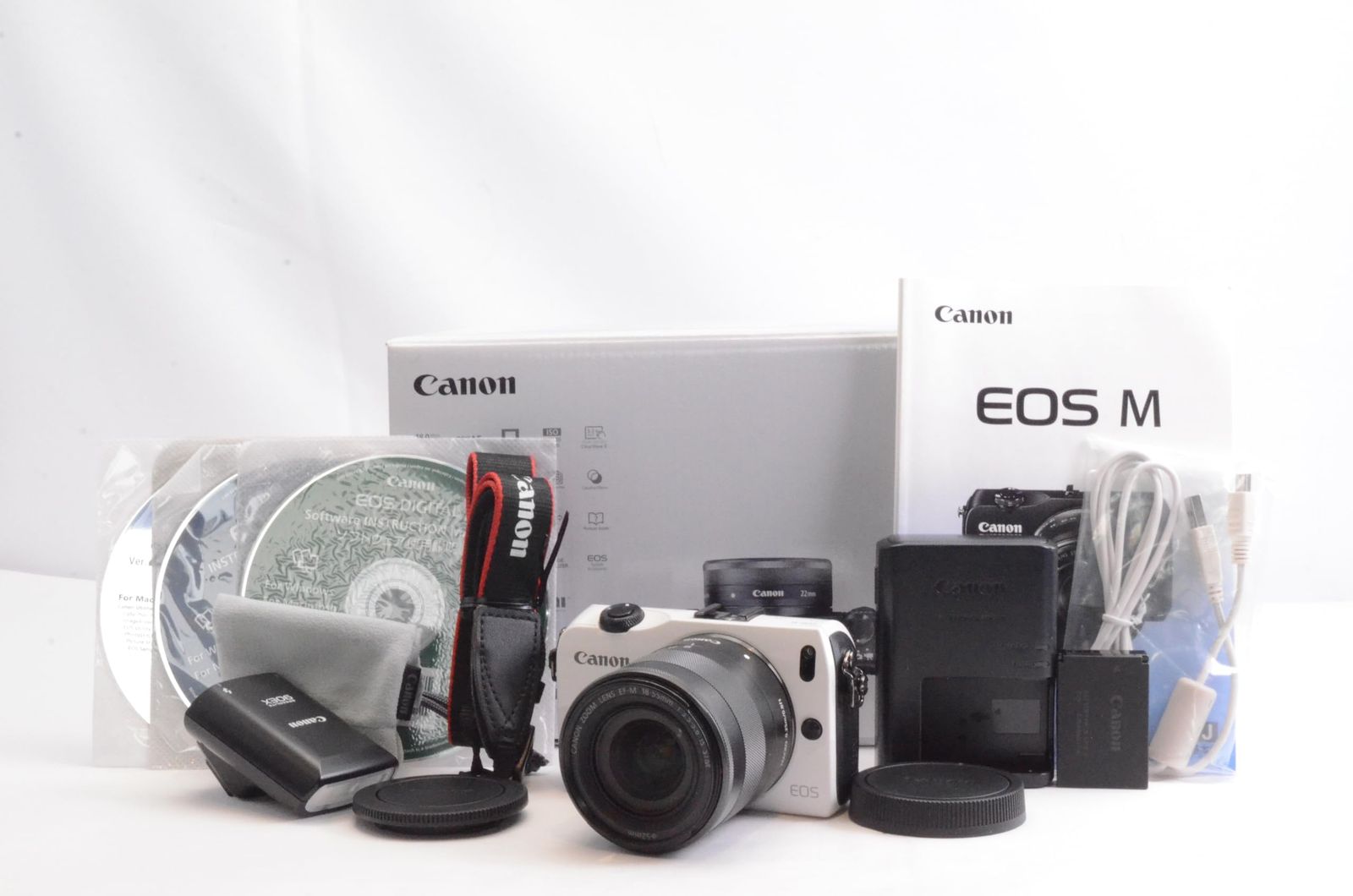元箱、スピードライト付き良品】Canon キャノン EOS M レンズキット EF
