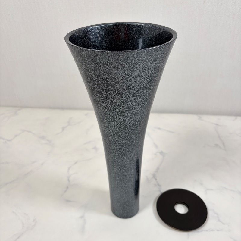 池坊　金属製花器　華道　花器　工芸品 花器 金属製 黒色 生け花 華道 花展 ラメ 花瓶 池坊 高さ31cm 口径13cm