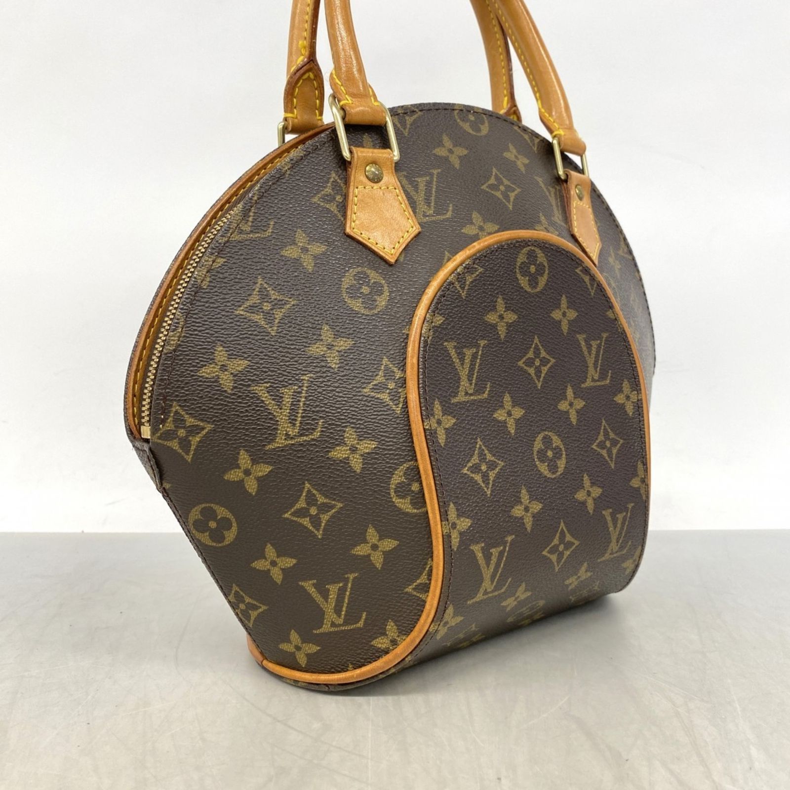 Buy from Japan Easily