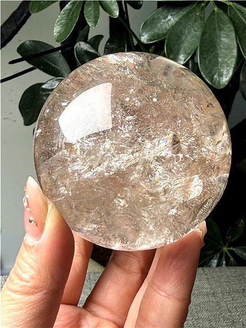 AAA級天然レインボースモーキークォーツ丸玉YT10B1|352B03D