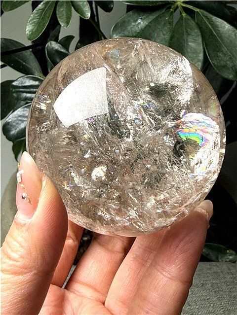 AAA級天然レインボースモーキークォーツ丸玉YT10B1|352B03D