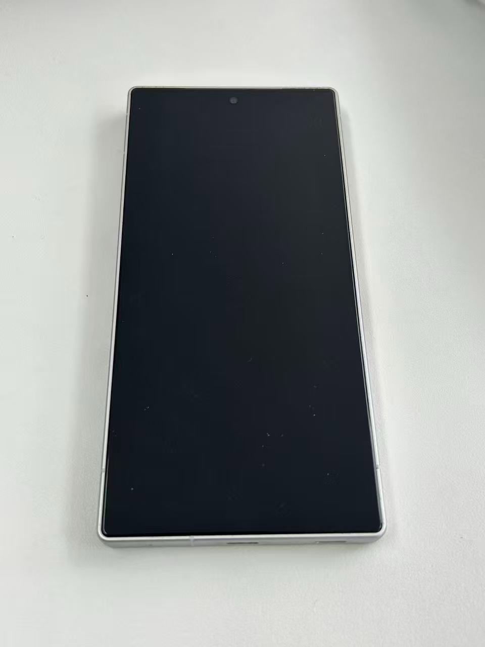 ジャンク】AQUOS R9 ホワイト 部品取り - メルカリ