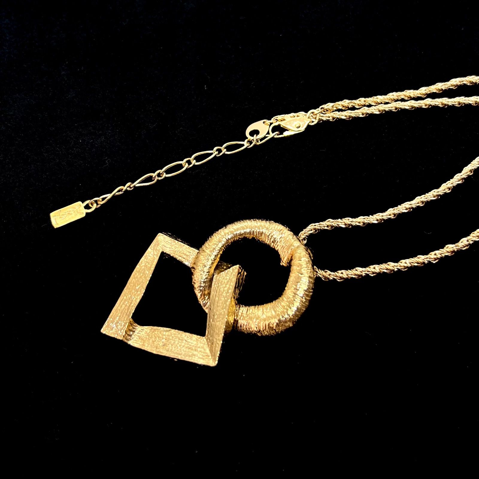 美品☆YVES SAINT LAURENT イヴサンローラン ネックレス ロング 