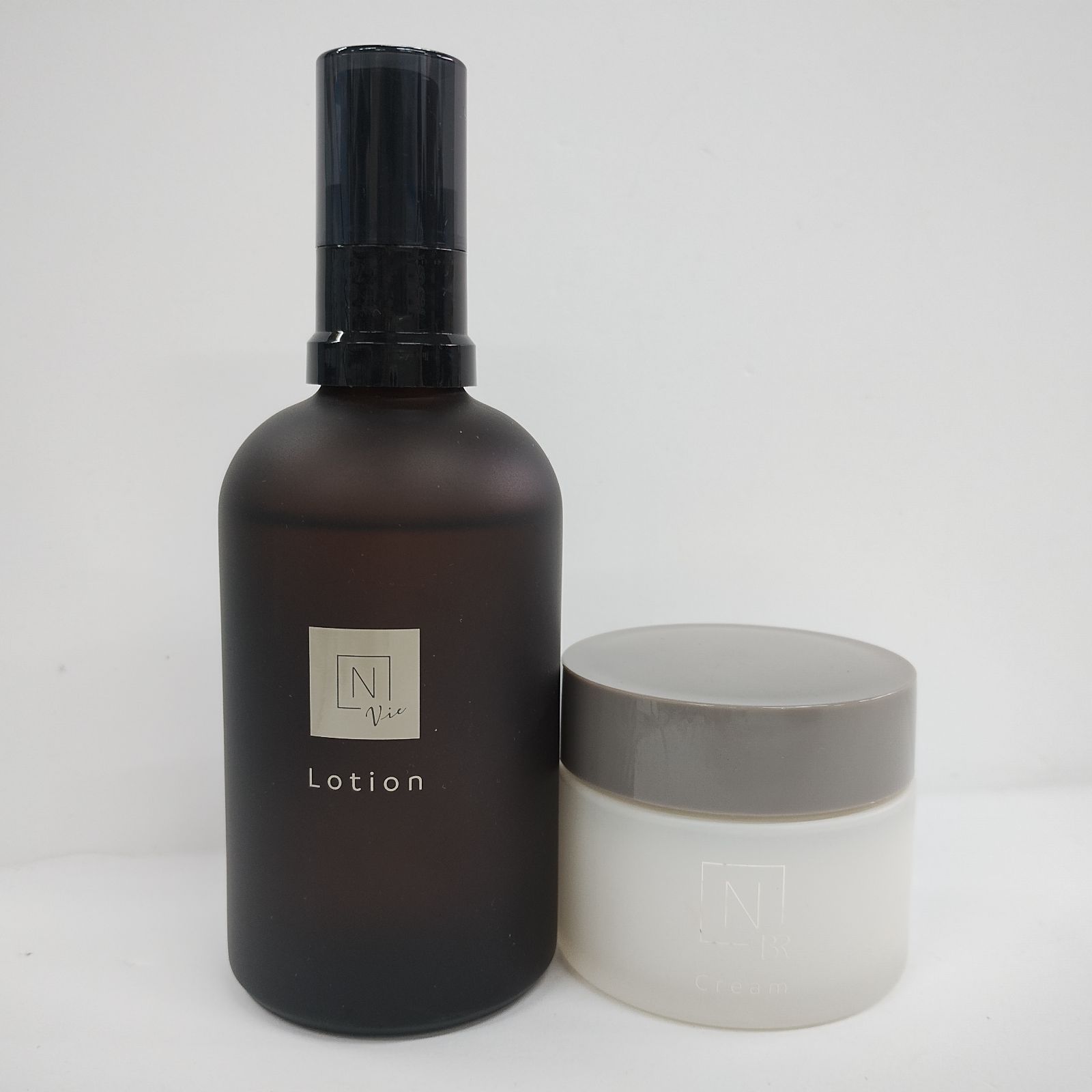 Y4815 エヌオーガニック Vie モイストリッチ ローション 100ml・Bright 