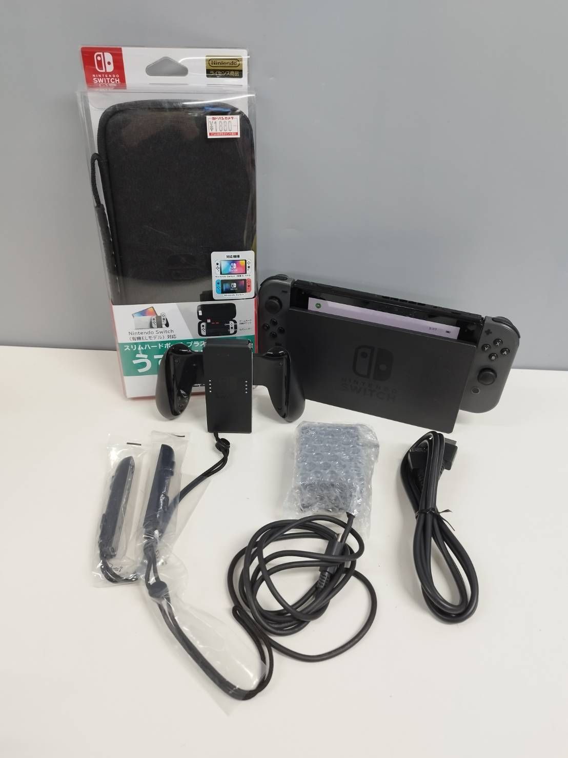 良品】Nintendo Switch HAC-001(-01)/2019年製/キャリングケースつき 