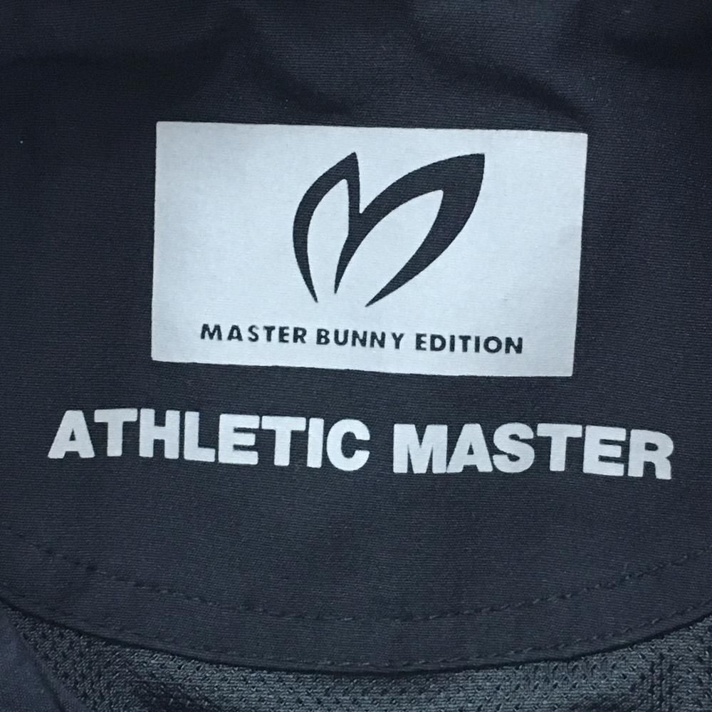 【超美品】マスターバニー アウターベスト 黒×白 パイピングライン  レディース 0(S) ゴルフウェア MASTER BUNNY EDITION 超美品】マスターバニー アウターベスト 黒×白 パイピングライン