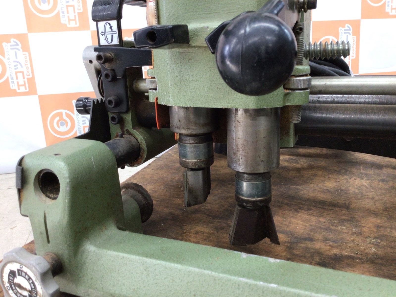 品】Makita/マキタ 2516N ☆ 大入レルーター [IT_Y77ES][知立][M04