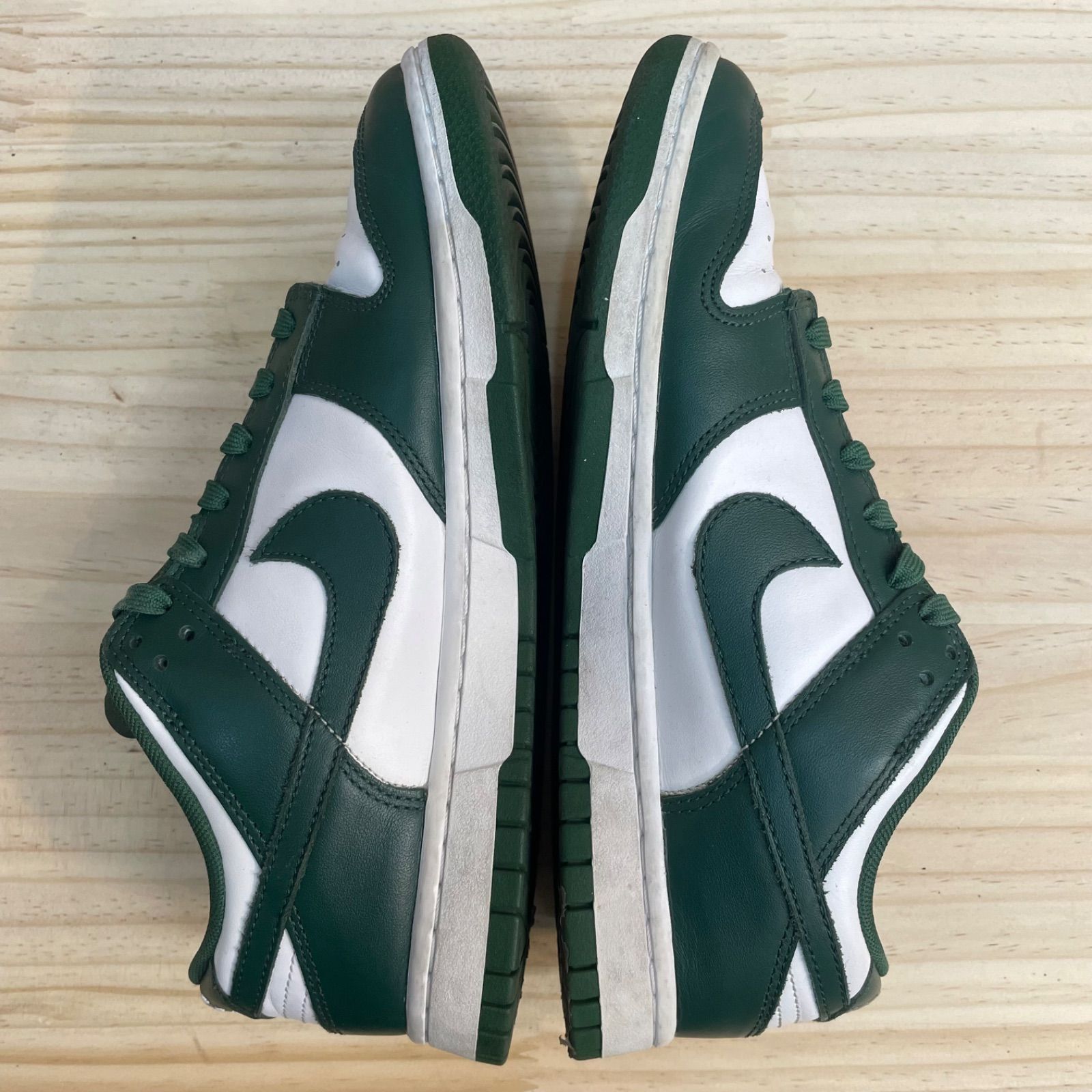 NIKE ダンクローレトロ チームグリーン - メルカリ