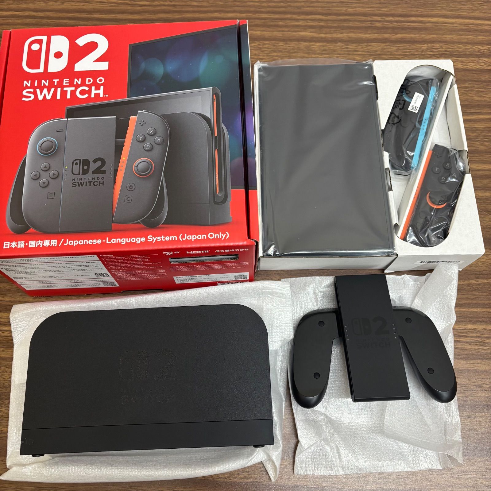 ◎極美品 Nintendo Switch 国内専用 日本語 任天堂 新モデル 