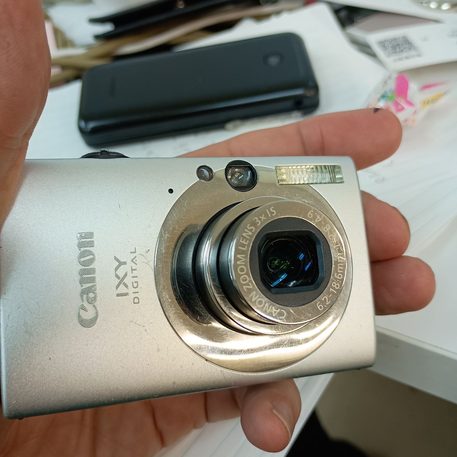 CANON IXY DIGITAL 20 IS コンパクトデジタルカメラ シルバー 約800 万 