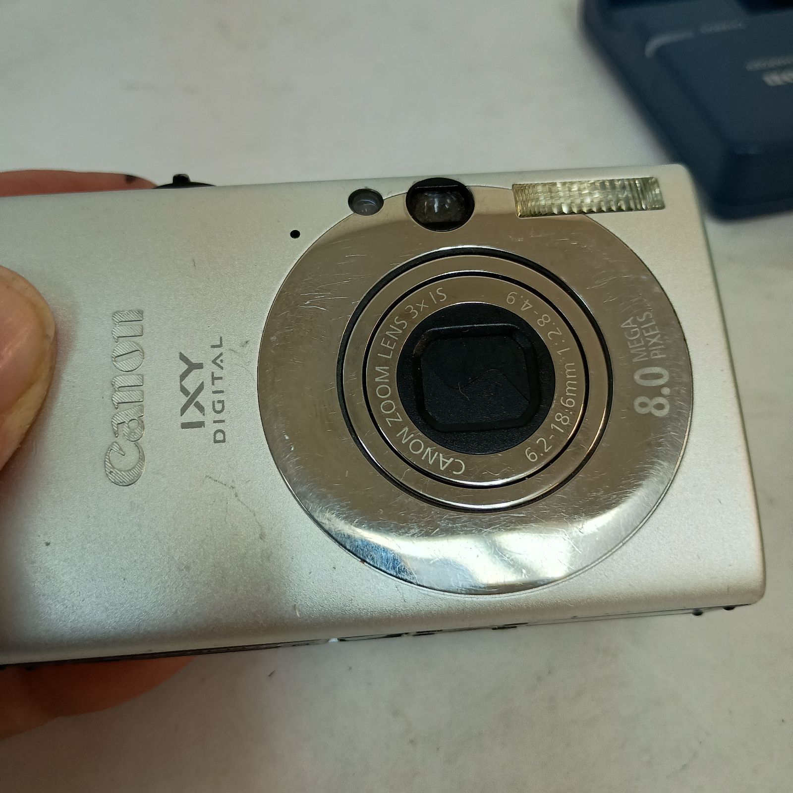 CANON IXY DIGITAL 20 IS コンパクトデジタルカメラ シルバー 約800 万 