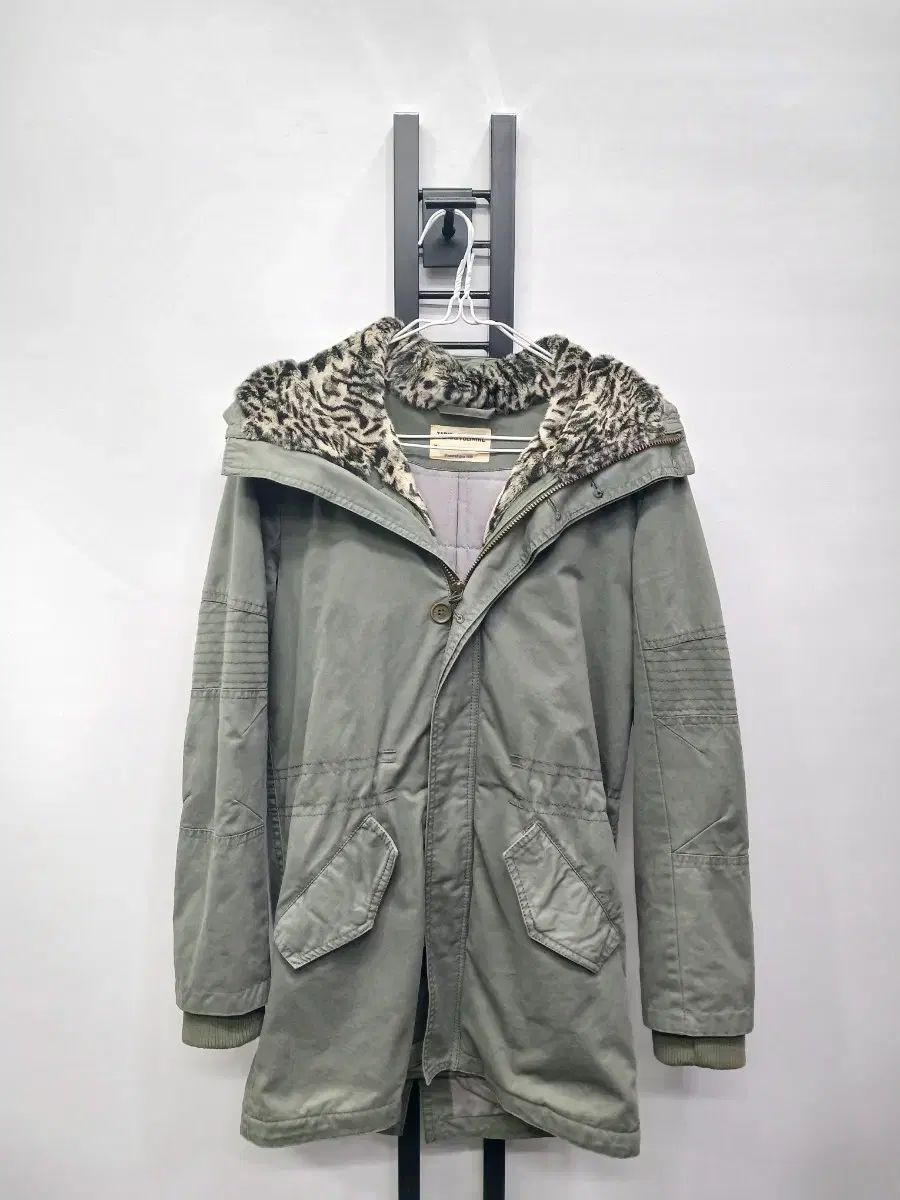 にんにんさま専用 ZADIG&VOLTAIRE ザディグ・エ・ヴォルテール 綿100％ファー マウンテン