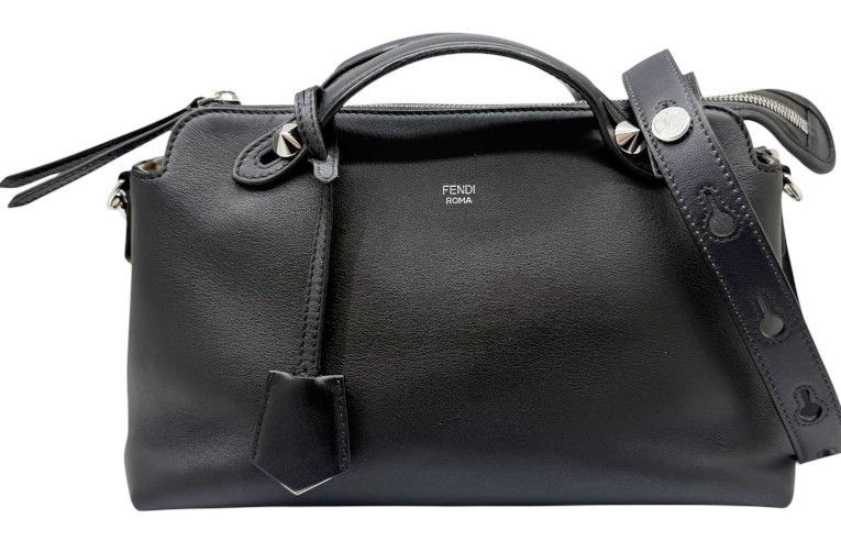 【中古】FENDI フェンディ バイザウェイ ミディアム レザー ブラック 8BL146 黒 シルバー金具 2WAYショルダーバッグ ショルダーバッグ レディース 人気 お洒落 【ブランドギャラリー東心斎橋店】 FENDI（フェンディ） バイザウェイ ミディアム ショルダーバッグ