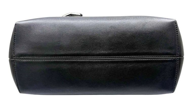 【中古】FENDI フェンディ バイザウェイ ミディアム 8BL146 ハンドバッグ 2WAYショルダーバッグ ブラック 黒 ブラック レディース 人気 お洒落 定番 【ブランドギャラリー心斎橋店】 中古】FENDI フェンディ バイザウェイ ミディアム 8BL146 ハンドバッグ