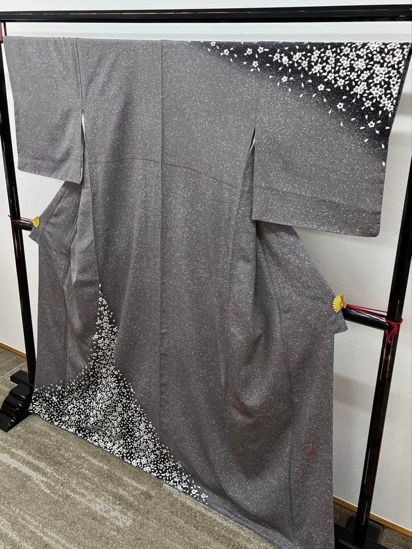 訪問着 落款入 金彩 手描き 桜 正絹 ガード加工済 躾糸付き A254 