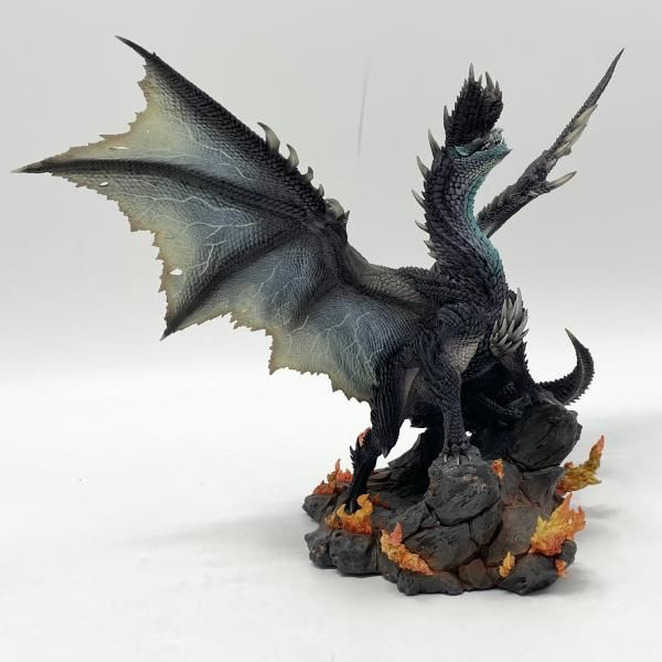 中古】開封 カプコンフィギュアビルダー クリエイターズモデル 煌黒龍