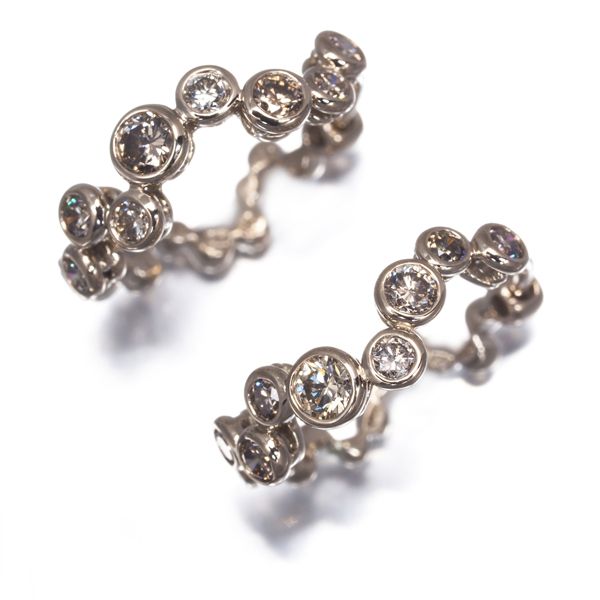 カシケイ ピアス ダイヤ ダイヤモンド 0.80ct ベゼル フープ K18BG
