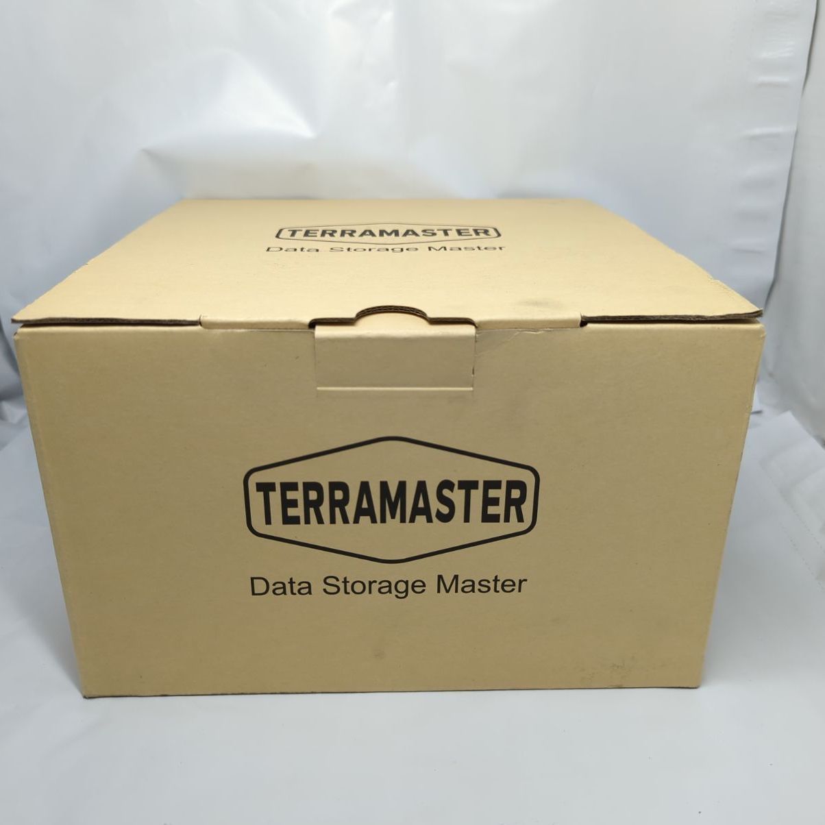 <C5>TerraMaster F2-223 2ベイ NAS SMB向けストレージ(HDD付属なし)