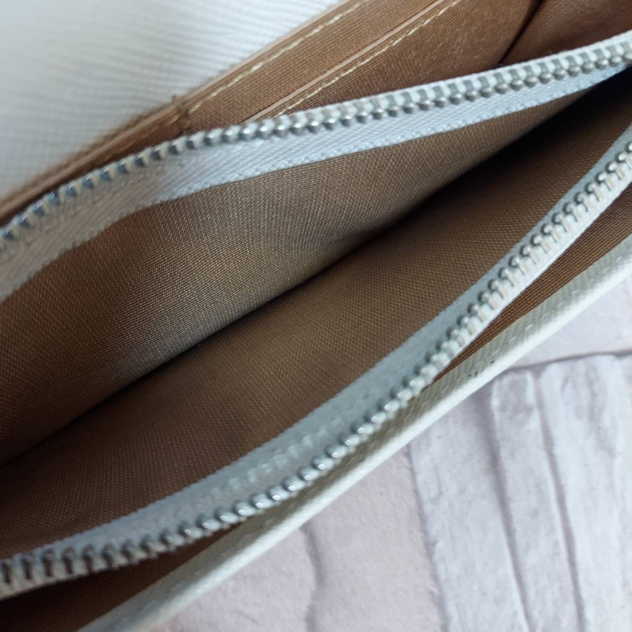 BURBERRY バーバリー ノバチェック 長財布 レザー レディース ベージュ 