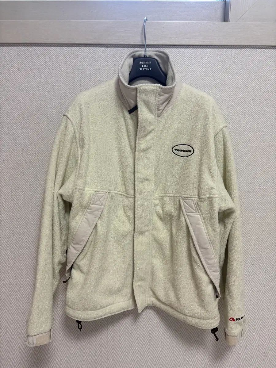 新品，人気SALE thisisneverthat フリース ジャケット アイボリー