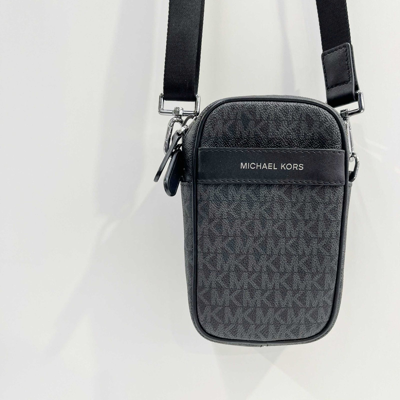 MICHAEL KORS マイケルコース ショルダー ポーチ ショルダーバッグ 