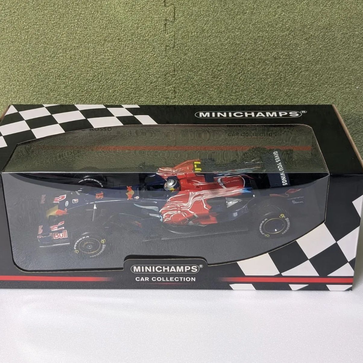 初優勝モデル 1/18 ミニチャンプス トロロッソSTR3 セバスチャン