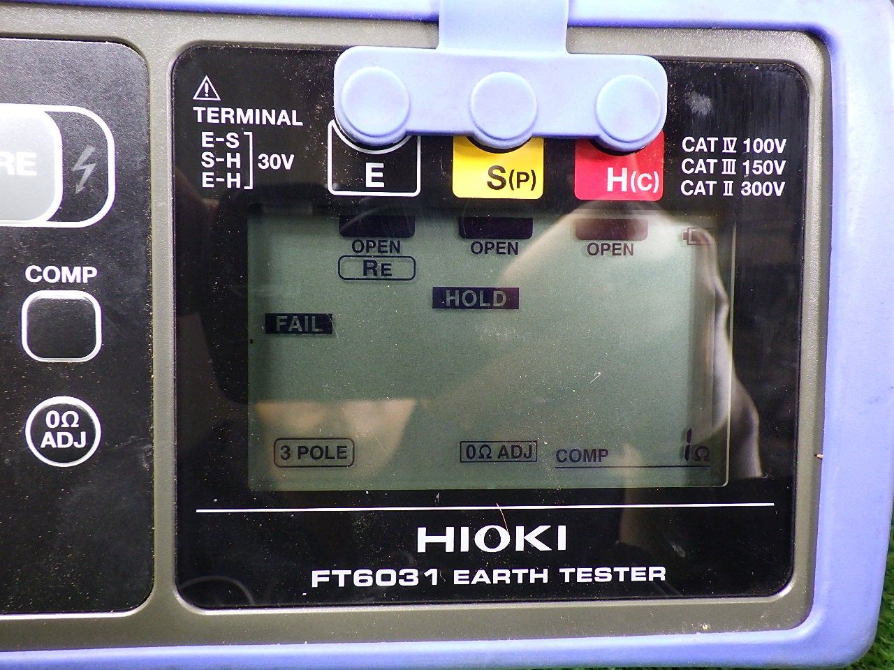 HIOKI(日置電機) FT6031 接地抵抗計 ケーブル付き 未校正の品 中古品 HIOKI(日置電機) FT6031 接地抵抗計 ケーブル付き 未校正の品 中古品