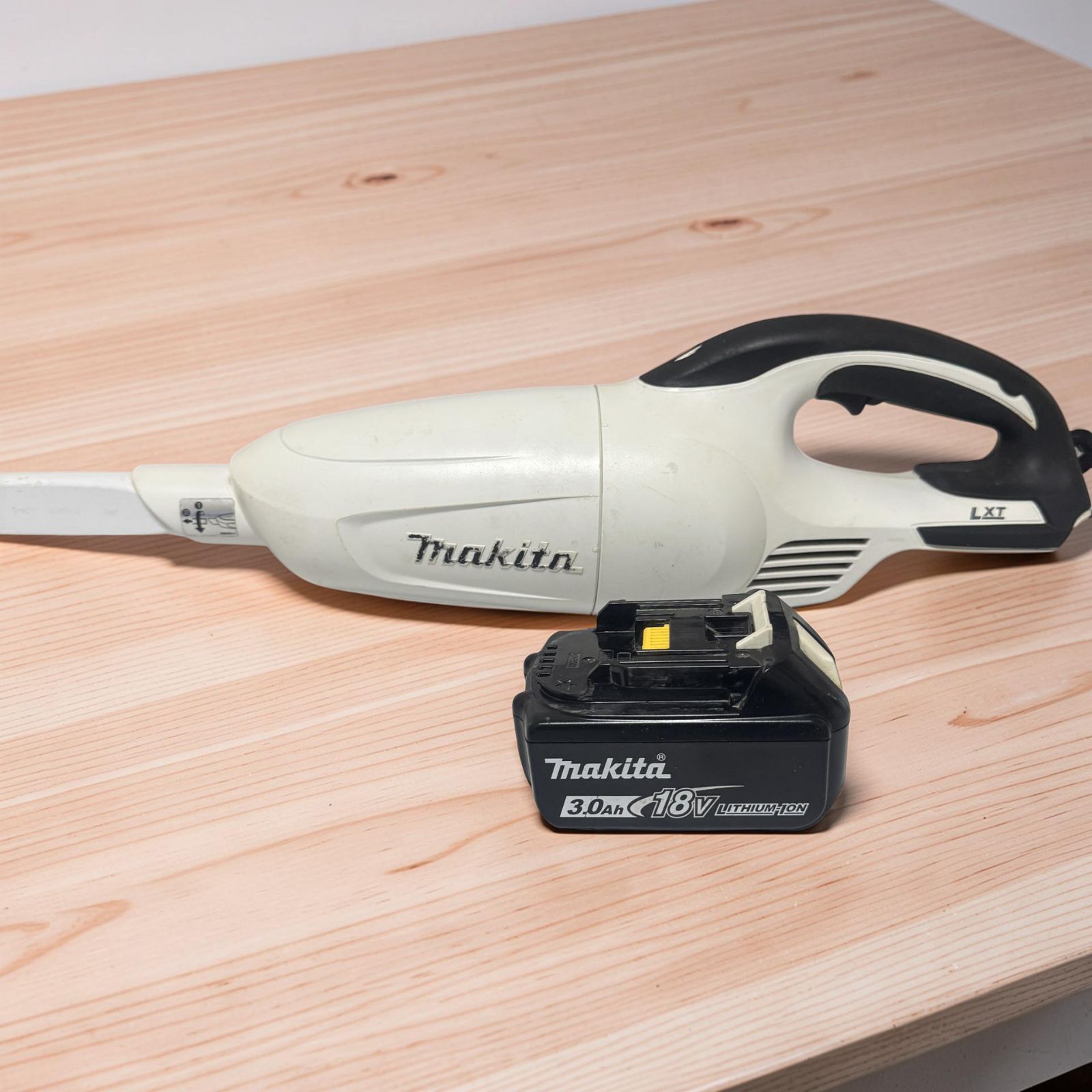 マキタ バッテリーmakita 純正 18V 3.0Ah makita マキタ 18V 純正 