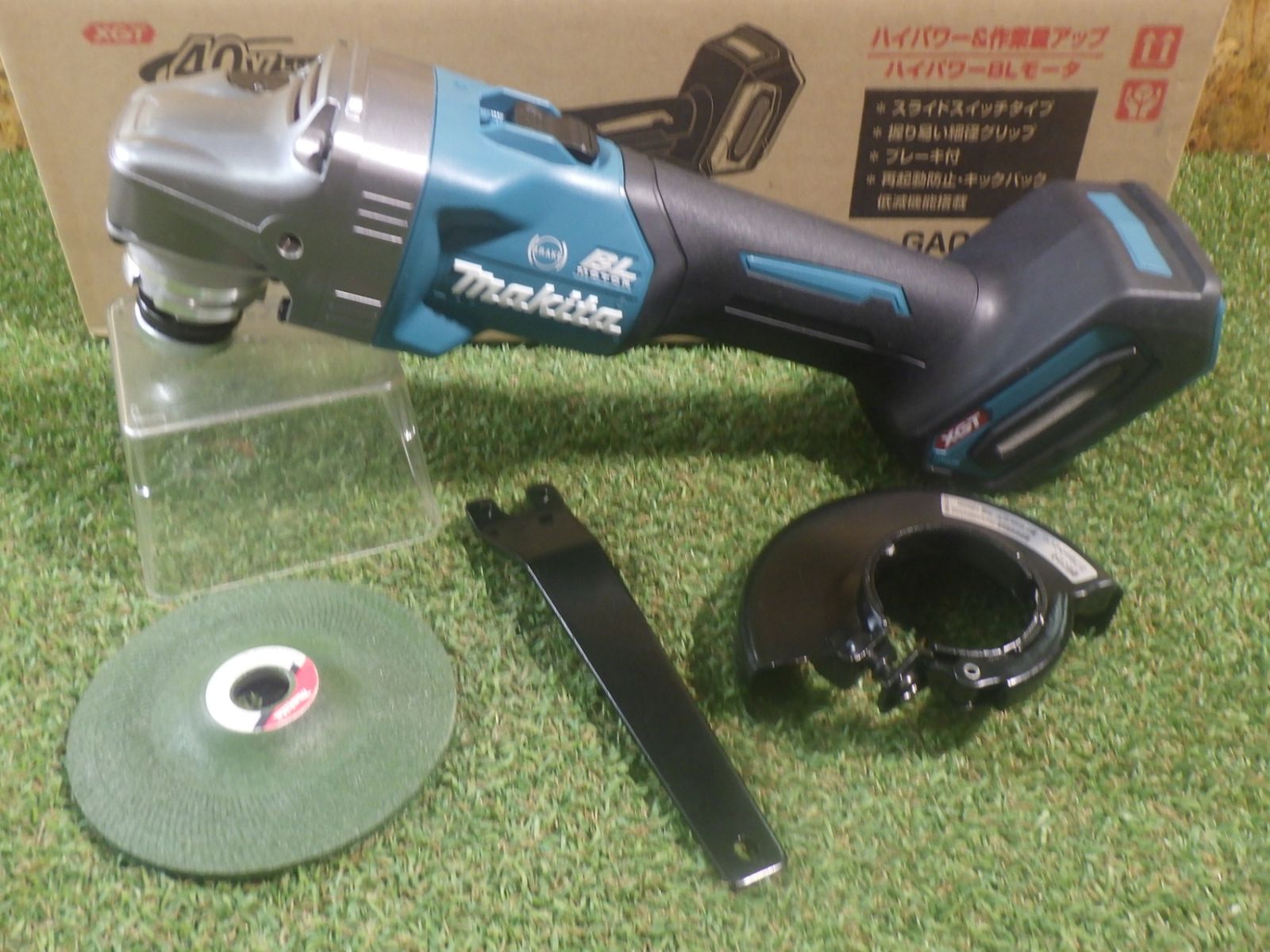 マキタ ディスクグラインダ40Vmax 100mm GA001GZ 使用数回！ 美品 