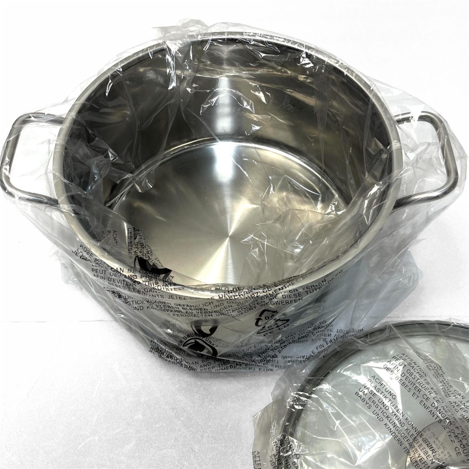 WMF ProfiSelect Fleischtopf 24cm 両手鍋　未使用 ◼︎未使用保管品◼︎【WMF ProfiSelect】両手鍋24cm 5.7L - メルカリ