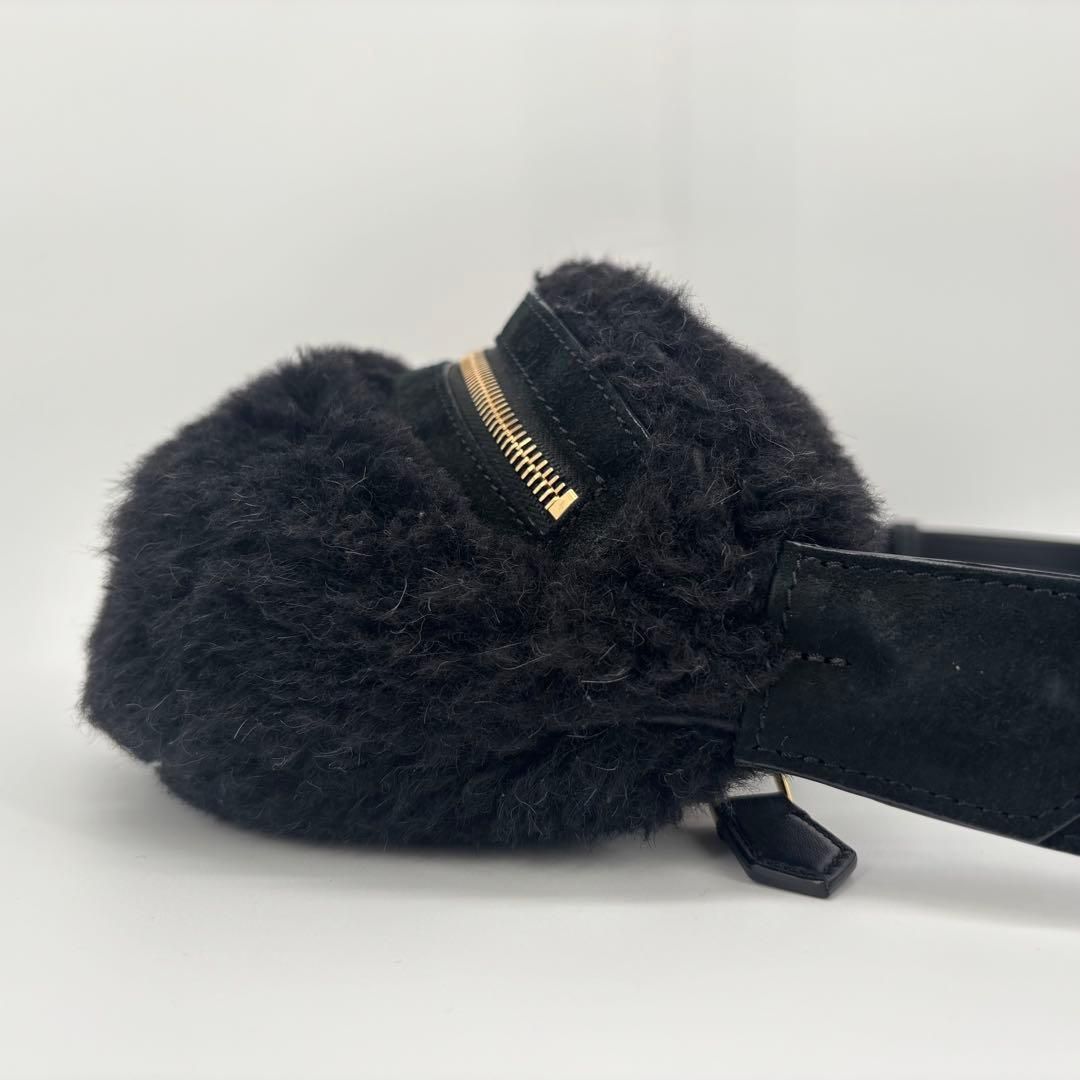 マックスマーラ MaxMara テディベア ボア ボディバッグ ウエストポーチ. マックスマーラ Max Mara ボディバッグ ウエストポーチ ショルダー