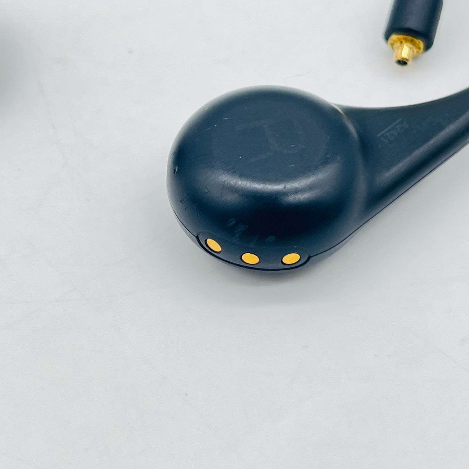 SHURE RMCE-TW2 ジャンク？ ジャンク】SHURE シュア RMCE-TW2 ブラック ワイヤレス・セキュア