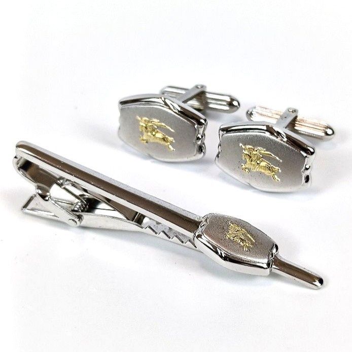 たっぷ　BURBERRYカフリンクス 美品 BURBERRY バーバリー カフリンクス カフスボタン ネクタイピン