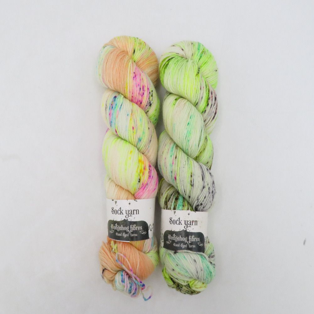 毛糸 Hedgehog Fibres Sock yarn 2カセ 1カセ約400m PESTO SORBET HHF 手染め糸 中細 未使用品【中古】 手芸素材・材料 毛糸 Hedgehog Fibres Sock yarn 2カセ 1カセ約400m