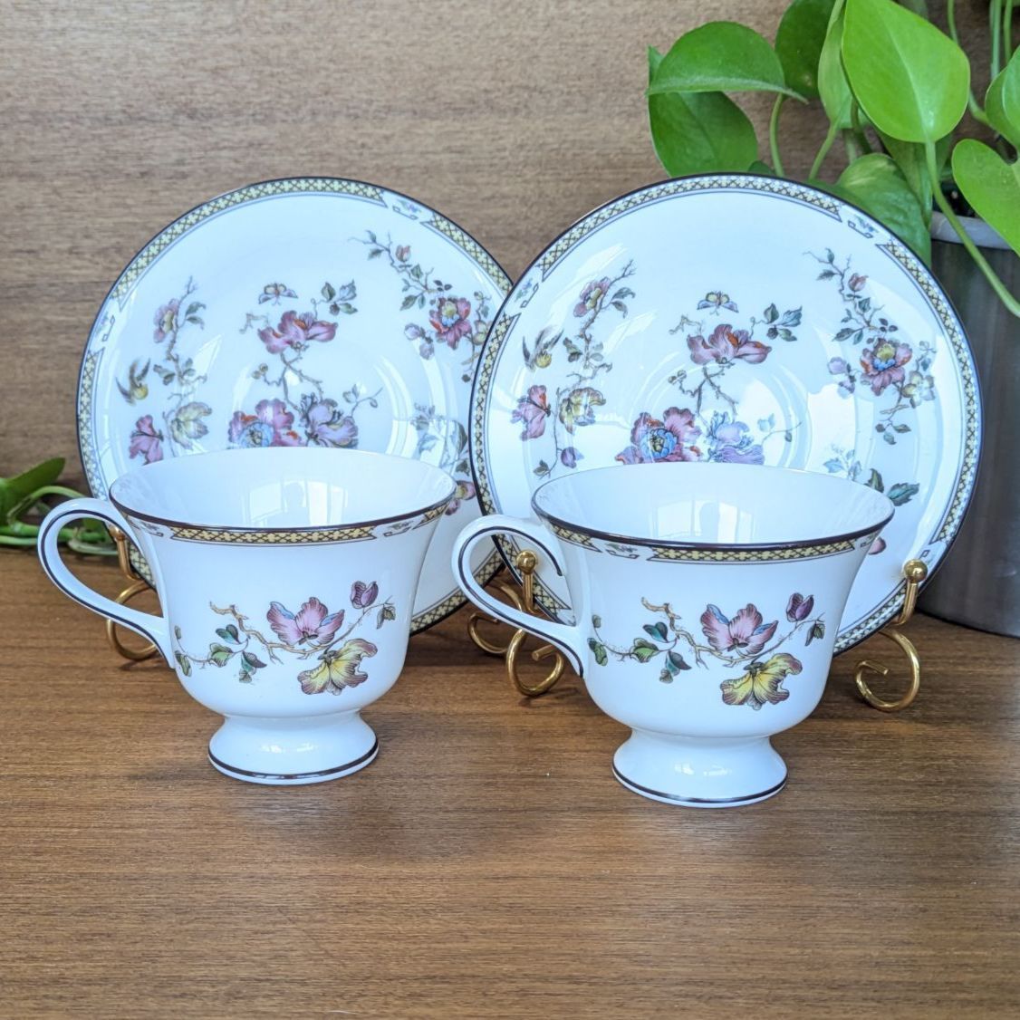 美品★ウェッジウッド スワロー カップ＆ソーサー シノズワリ 黒壺 ウェッジウッド swallow スワロー カップ＆ソーサー 2客セット