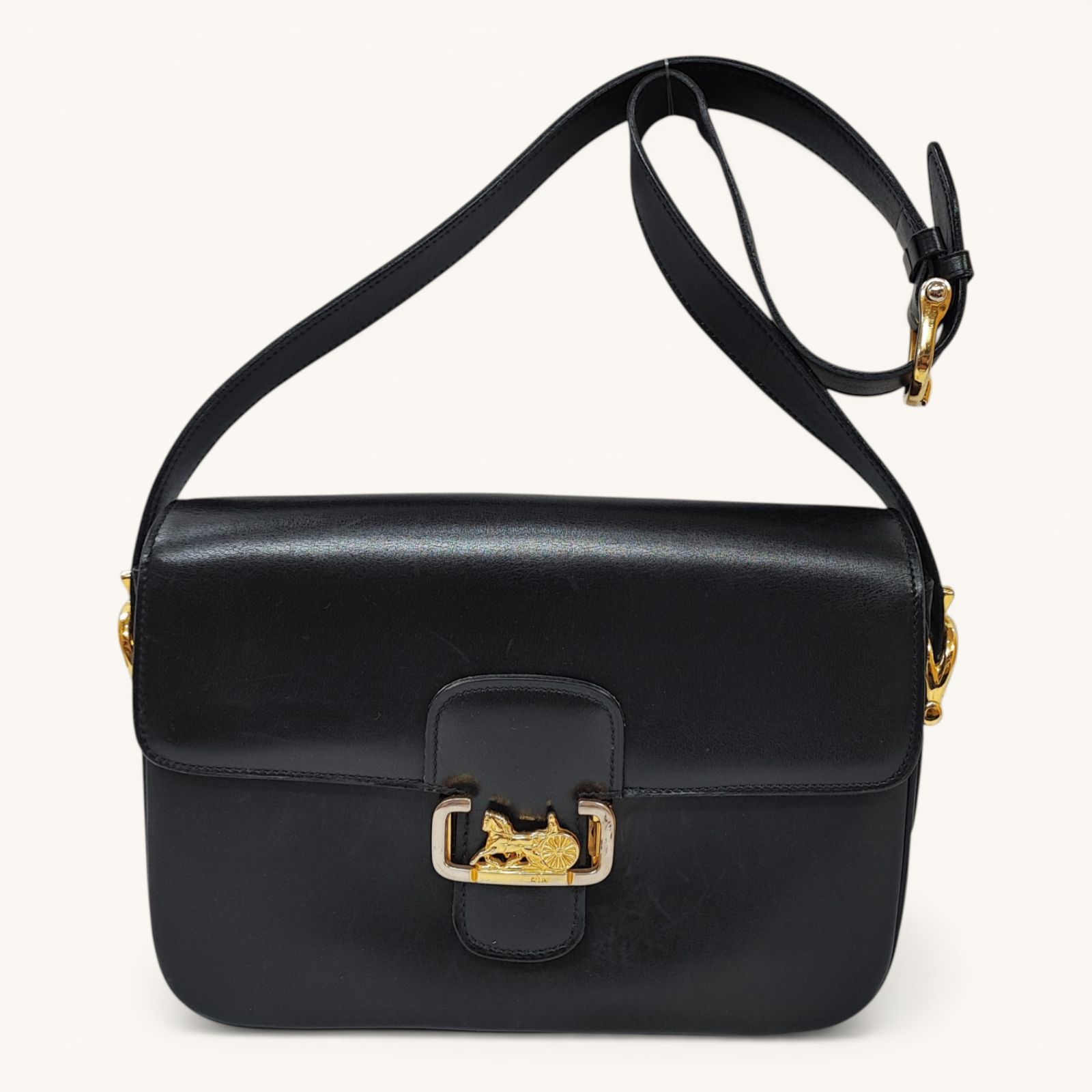 美品】CELINE セリーヌ 馬車金具 ショルダーバッグ 【公式通販】