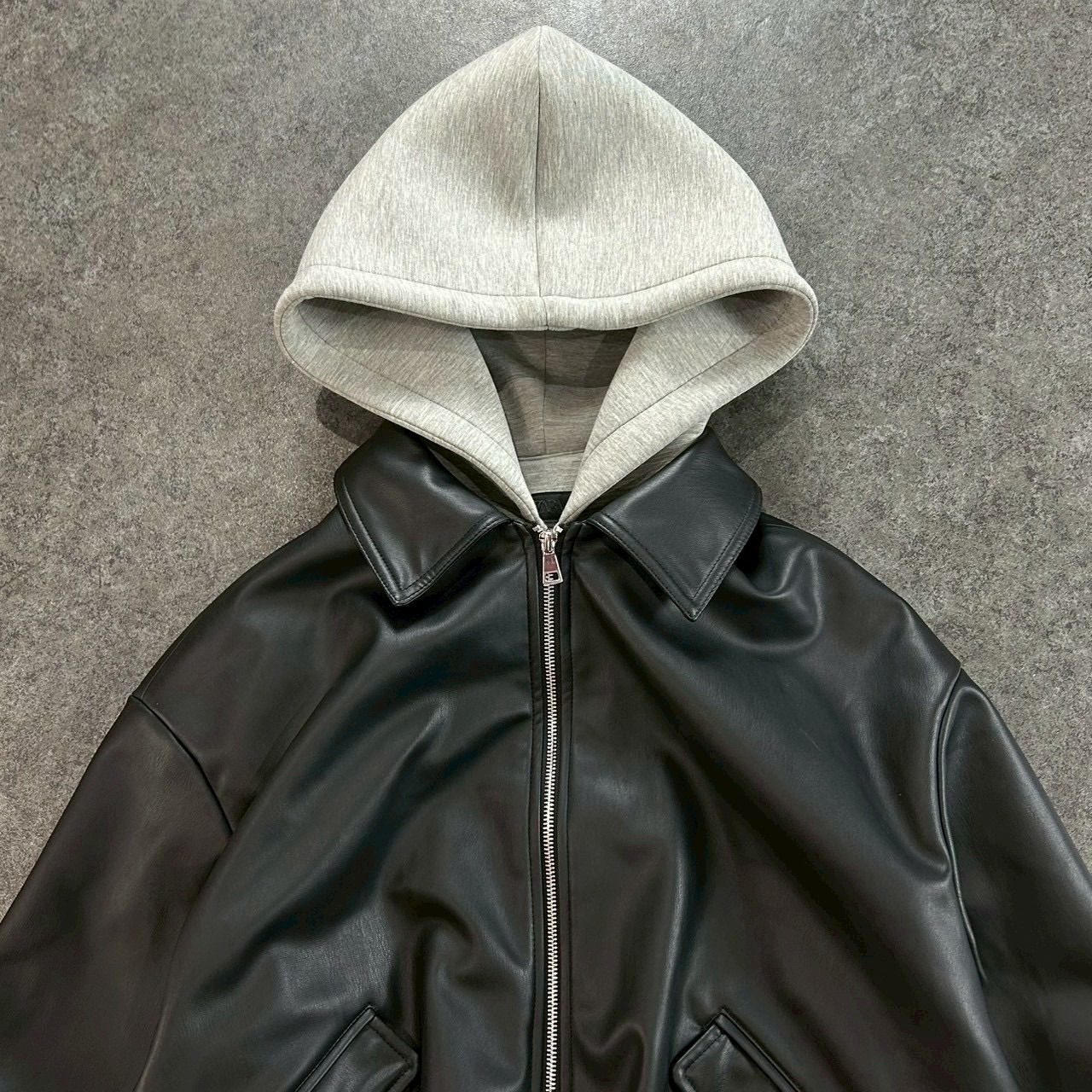 ZARA ザラ コントラストフェイクレザージャケット ブルゾン パーカ