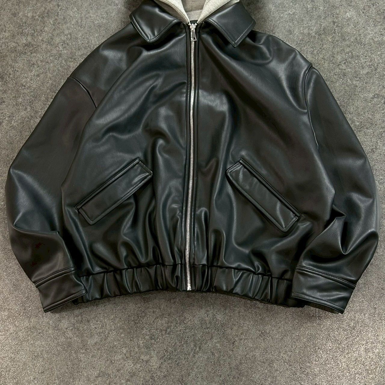 ZARA ザラ コントラストフェイクレザージャケット ブルゾン パーカ