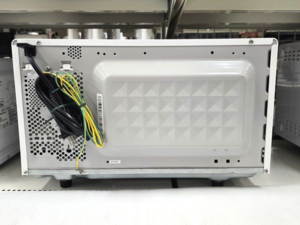 中古品】 ヤマダ電機 YAMADA 電子レンジ 18L 50/60Hz共用 横開き 庫内