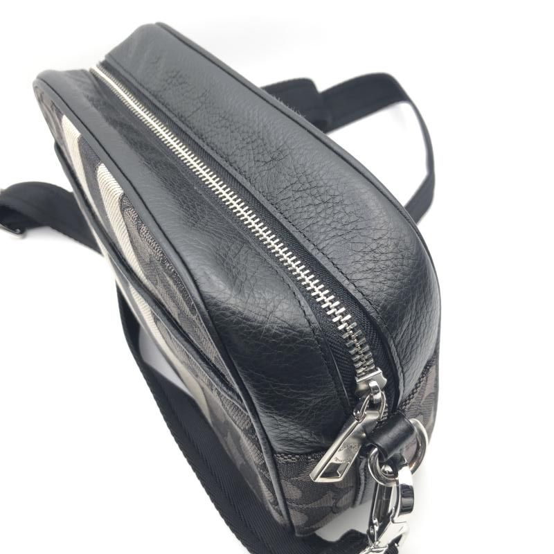【中古】COACH　シグネチャーショルダーバッグ　H2022-1912　ブラック　コーチ[17][240017760232] 中古】COACH シグネチャーショルダーバッグ H2022-1912 ブラック