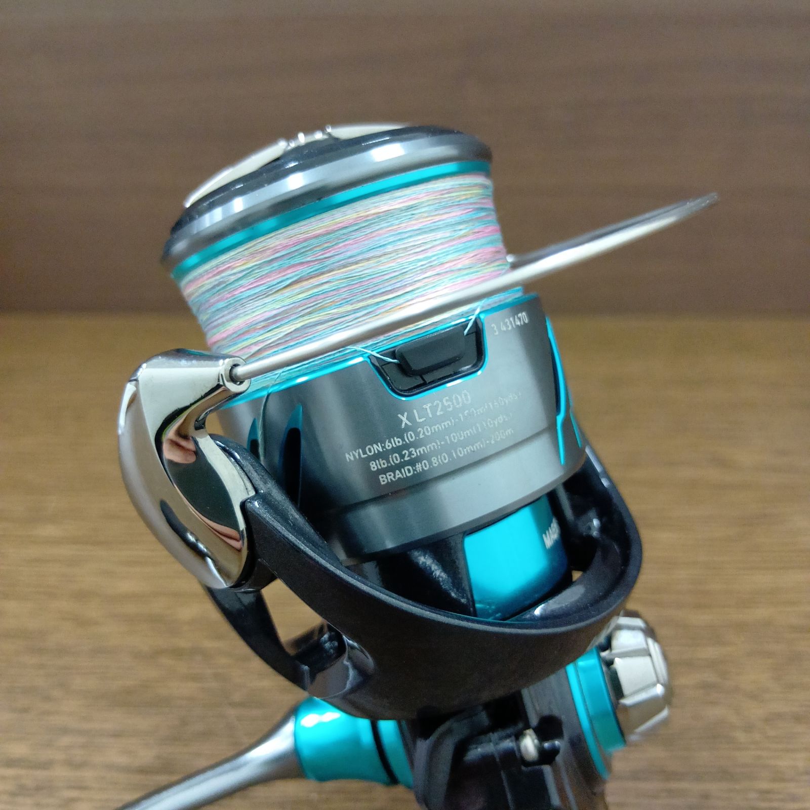 Daiwa エメラルダス エメラルダス lt2500 24 エメラルダス 中古 中古未使用品 ダイワ Daiwa スピニングリール 24 エメラルダス X LT2500-XH-DH 箱あり YR-18548