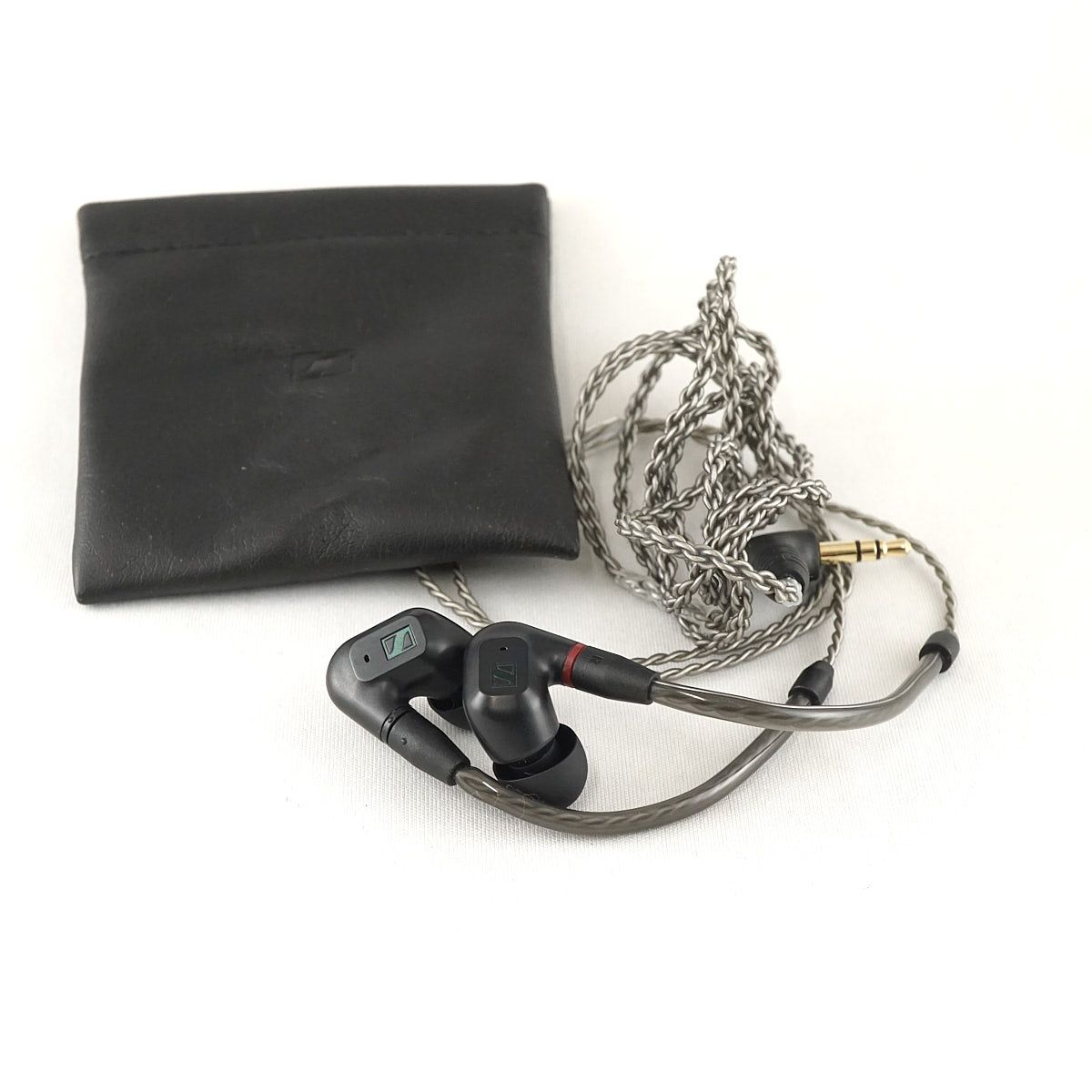 【超美品、開封済み未使用】SENNHEISER IE 200 有線イヤホン 本体 SENNHEISER IE200 有線イヤホン USED美品 本体+ケーブル+ポーチ リ