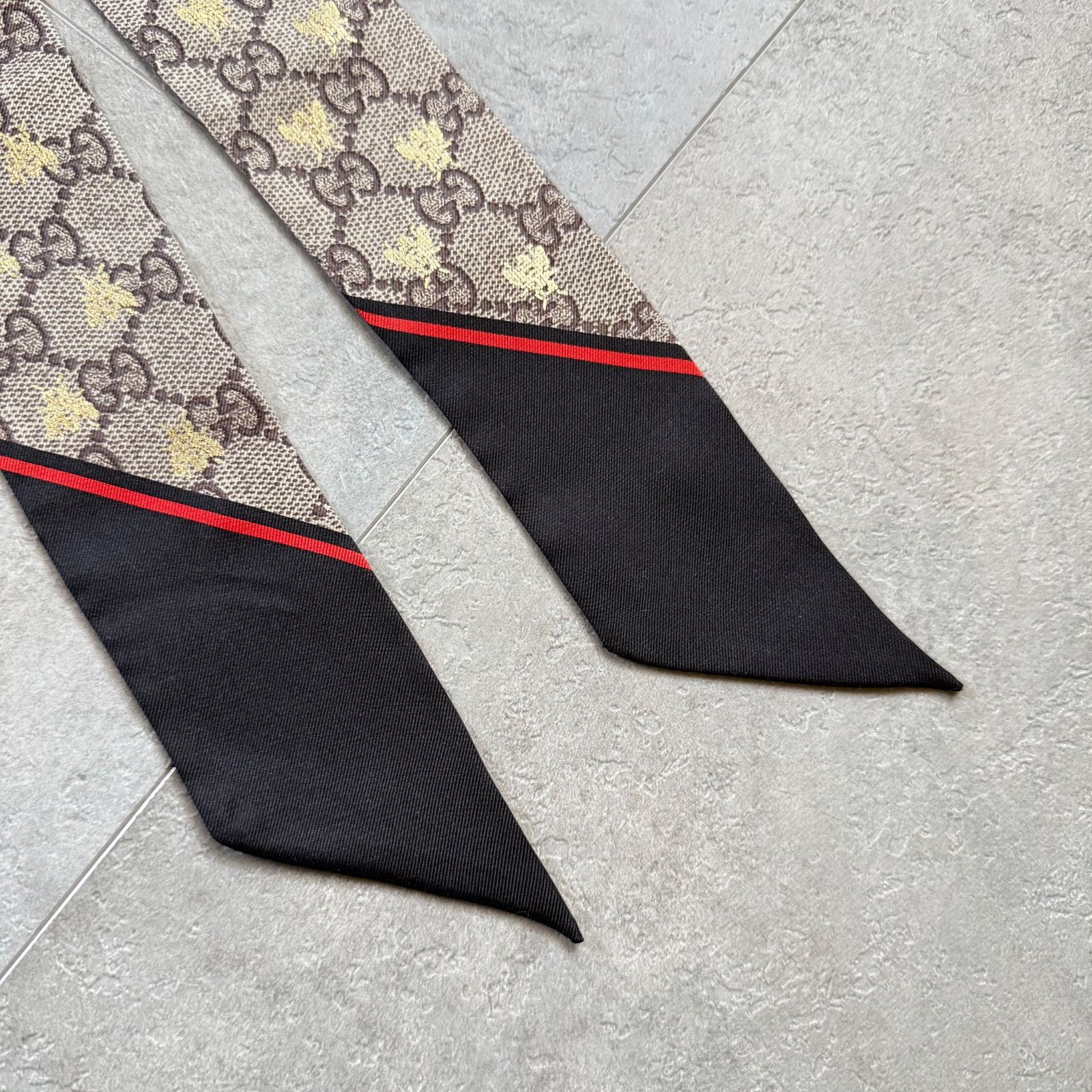 極美品 GUCCI グッチ ネックボウ リボンスカーフ gg ビー ハチ 蜂