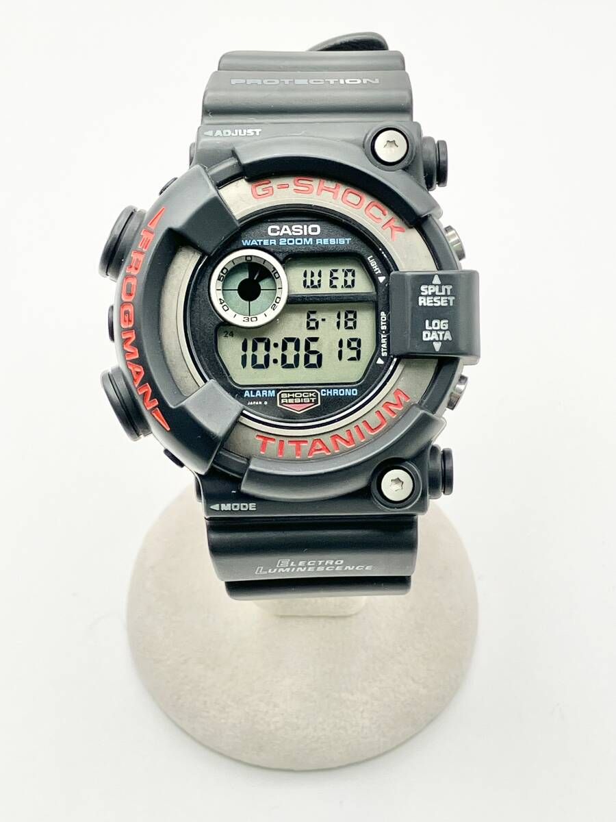 大人気】CASIO カシオ G-SHOCK ジーショックDW-8200 フロッグマン 赤黒