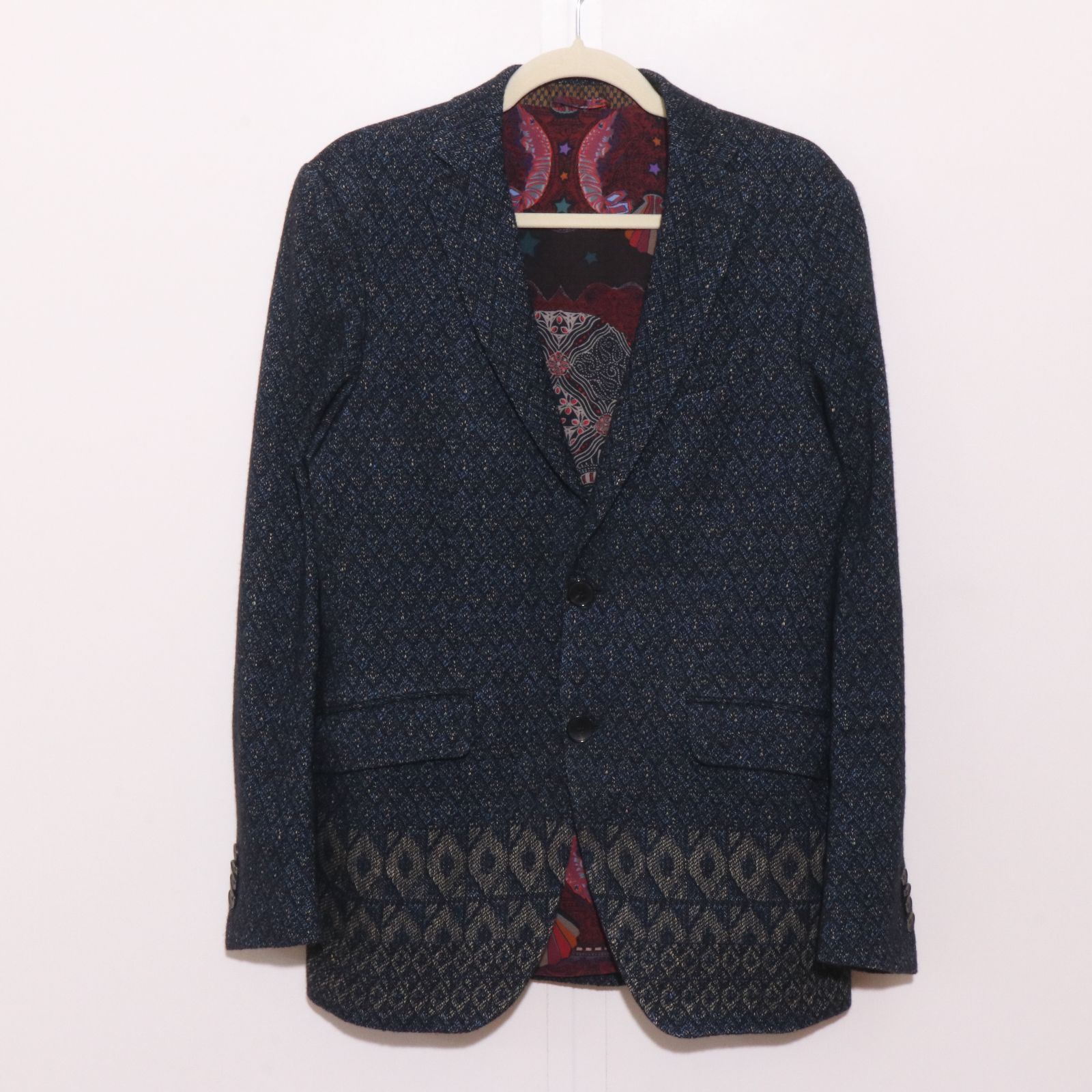 美品 ETRO アウター ジャケット 織柄 裾切替 テーラード ポケット付き 美品 ETRO アウター 織柄 裾切替 テーラード ポケット付き 二つボタン