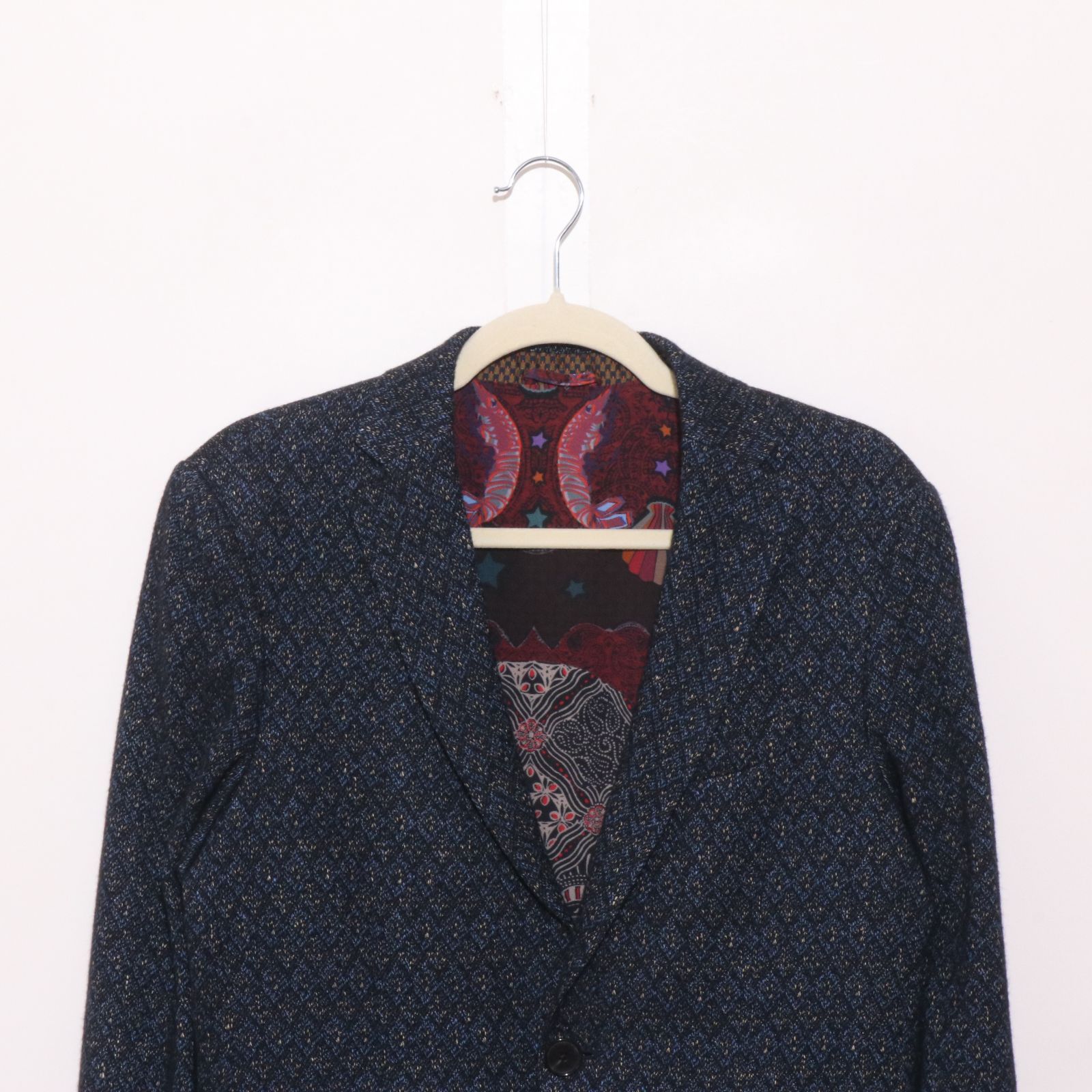 美品 ETRO アウター ジャケット 織柄 裾切替 テーラード ポケット付き 美品 ETRO アウター 織柄 裾切替 テーラード ポケット付き 二つボタン